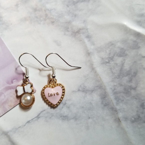 LOVE PEARL | Enamel Earrings Stainless Steel Cute - Picture 1 of 4